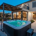 Convivo Vila Nova Vas (Porec)