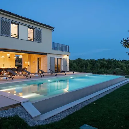 Convivo Nova Vas (Porec)