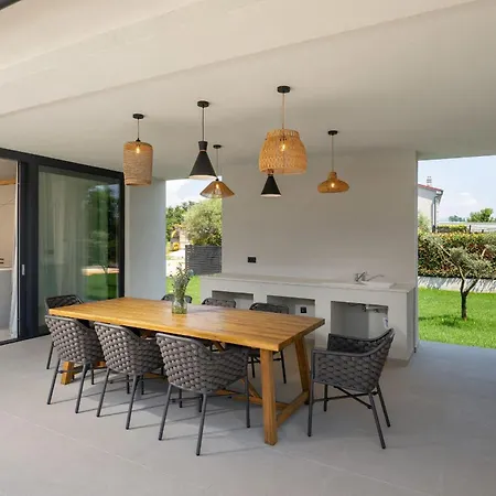 Convivo Nova Vas (Porec)